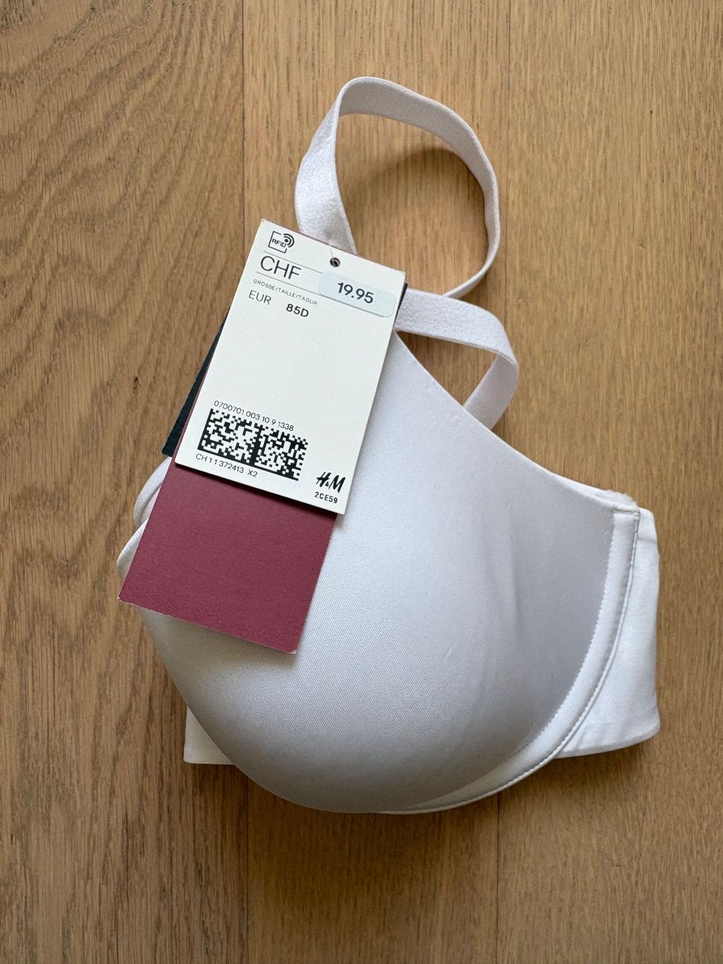 H&M Altra biancheria intima: NEU BH Gr. 85D – Nuovo (secondo la descrizione) da Gossau SG venduto da Black-Queen 5