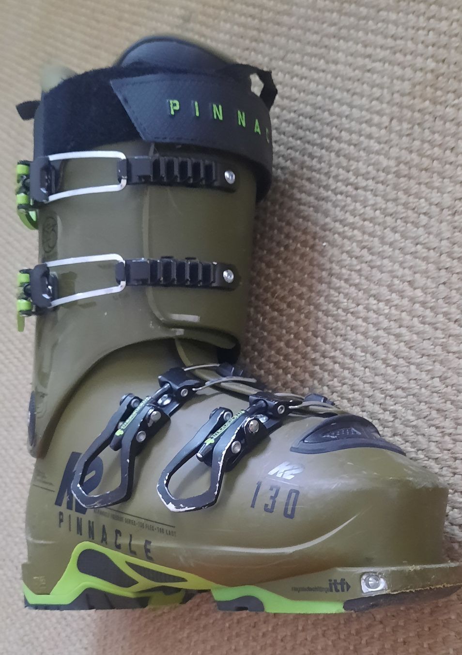 K2 Scarpe da uomo: K2 Pinnacle 130 Freeride Skischuhe – Usato da Beckenried venduto da Dejoengsche 1