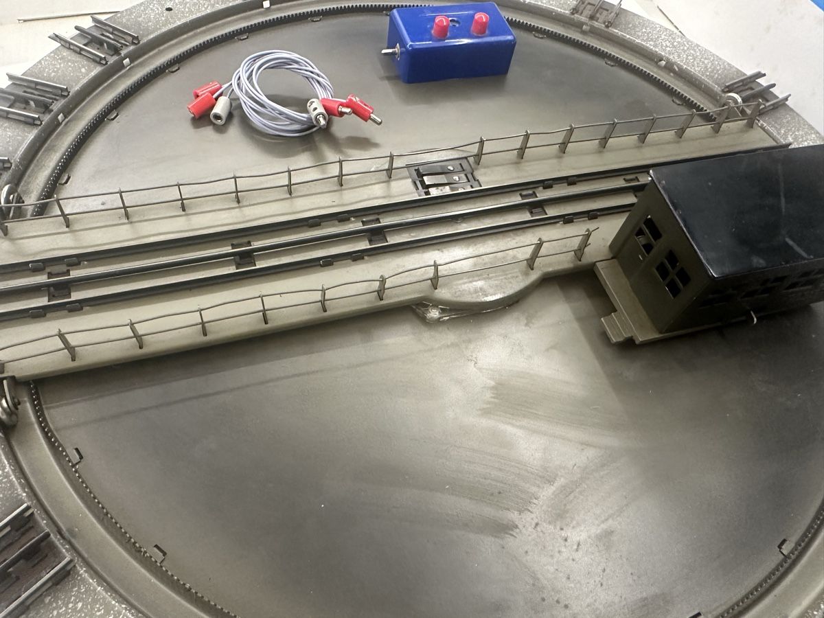 Märklin Modellini di ferrovie: Märklin 7186 Drehscheiben-Garnitur – Usato da Lupsingen venduto da New-Haven 1