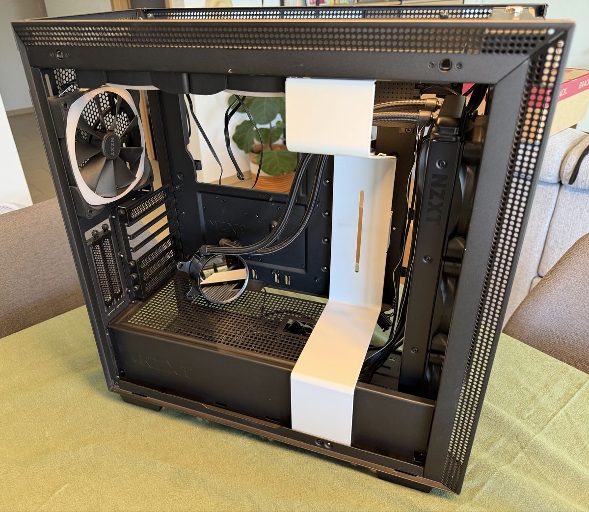 NZXT Gehäuse: Boitier PC – Gebraucht aus Palézieux-Village von Xenyan 6