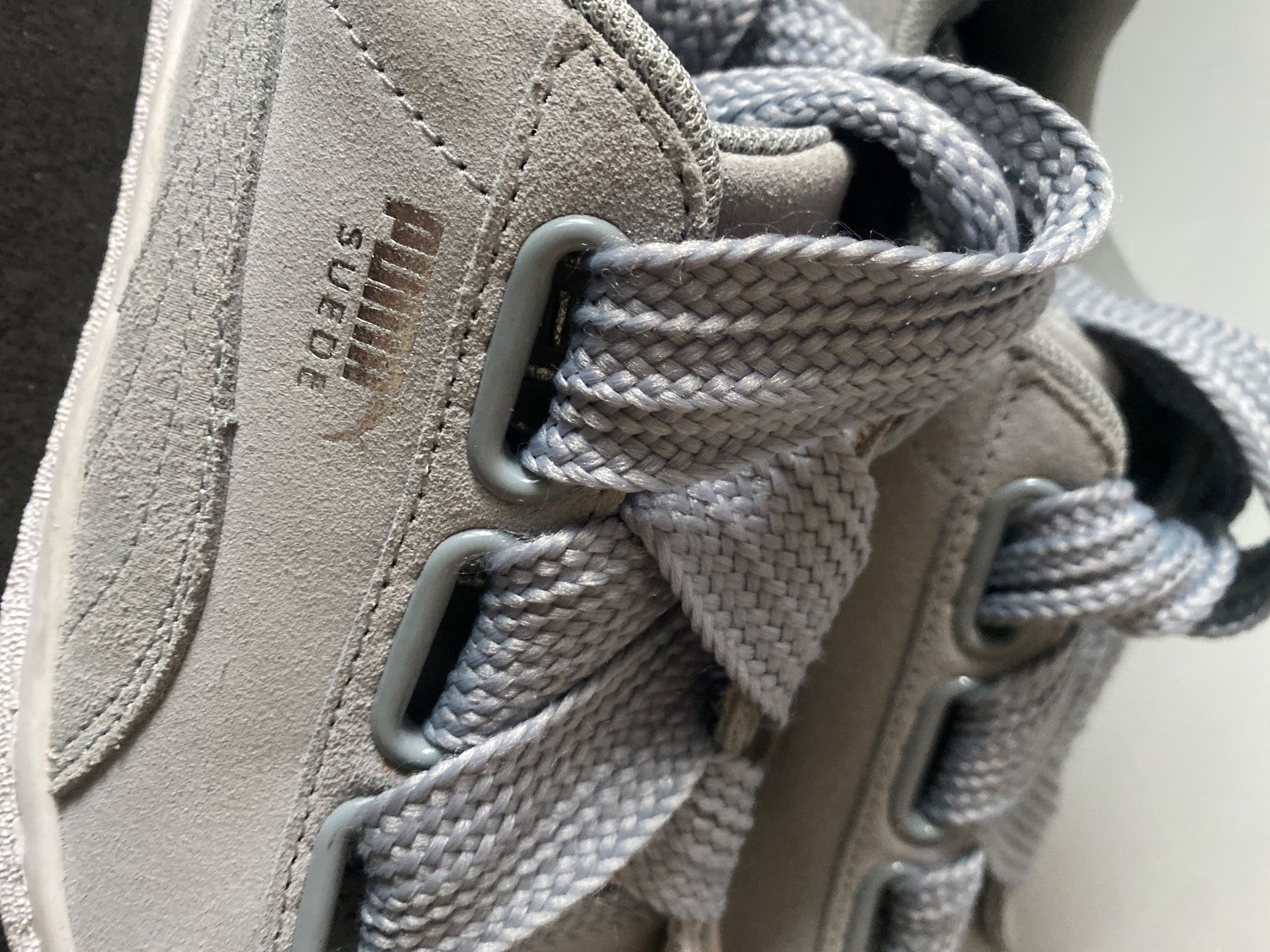 Puma Scarpe da donna: PUMA SUEDE Schuhe/Sneaker GR.37 hellblau/grau neuw. – Nuovo (secondo la descrizione) da Frauenfeld venduto da Boldi46 1