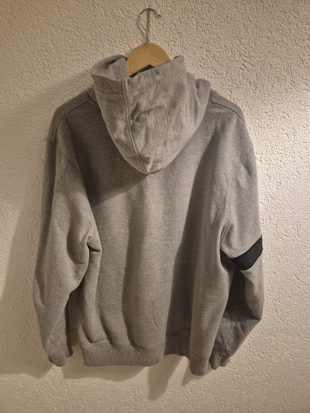 Maglioni & Felpe: Daily Paper XL, pull à capuche gris – Usato da Daillens venduto da jay_z 1