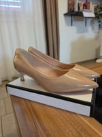 Damenschuhe Pumps beige Lackleder Grösse 40/ 41 neu
