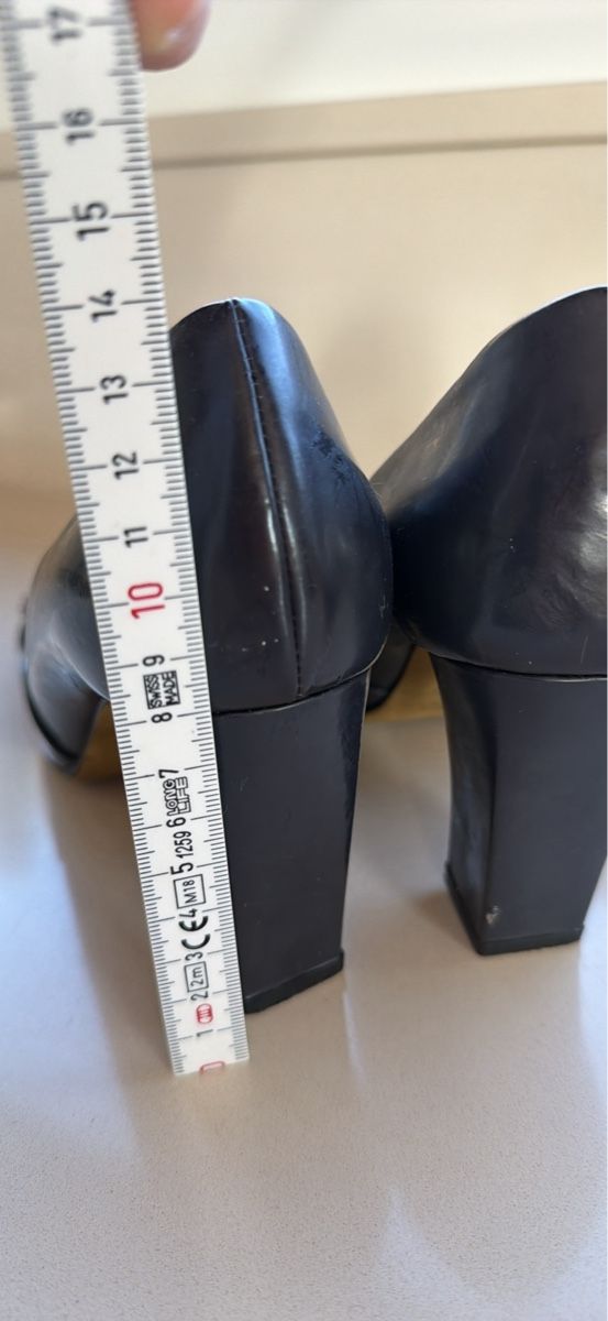 Damenschuhe: Schuhe – Gebraucht aus Adligenswil von goverla11 4