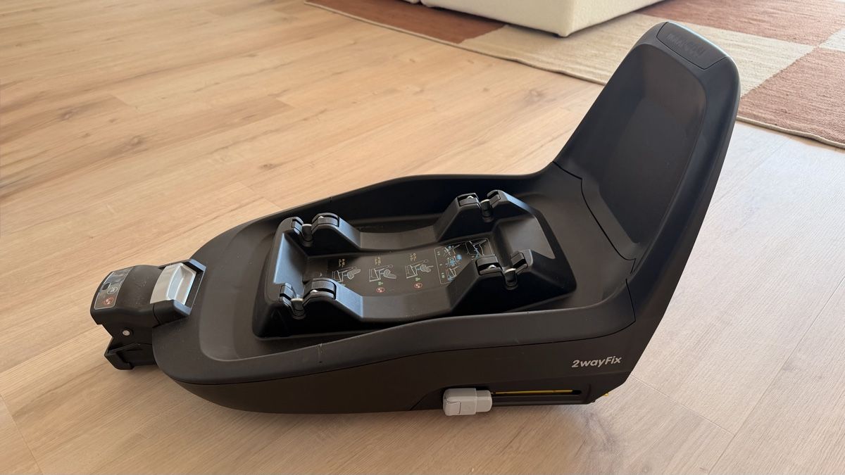 Maxi-Cosi Seggiolini per auto: Isofix - Maxi Cosi 2wayFix – Usato da Grüningen venduto da and_95kx 2