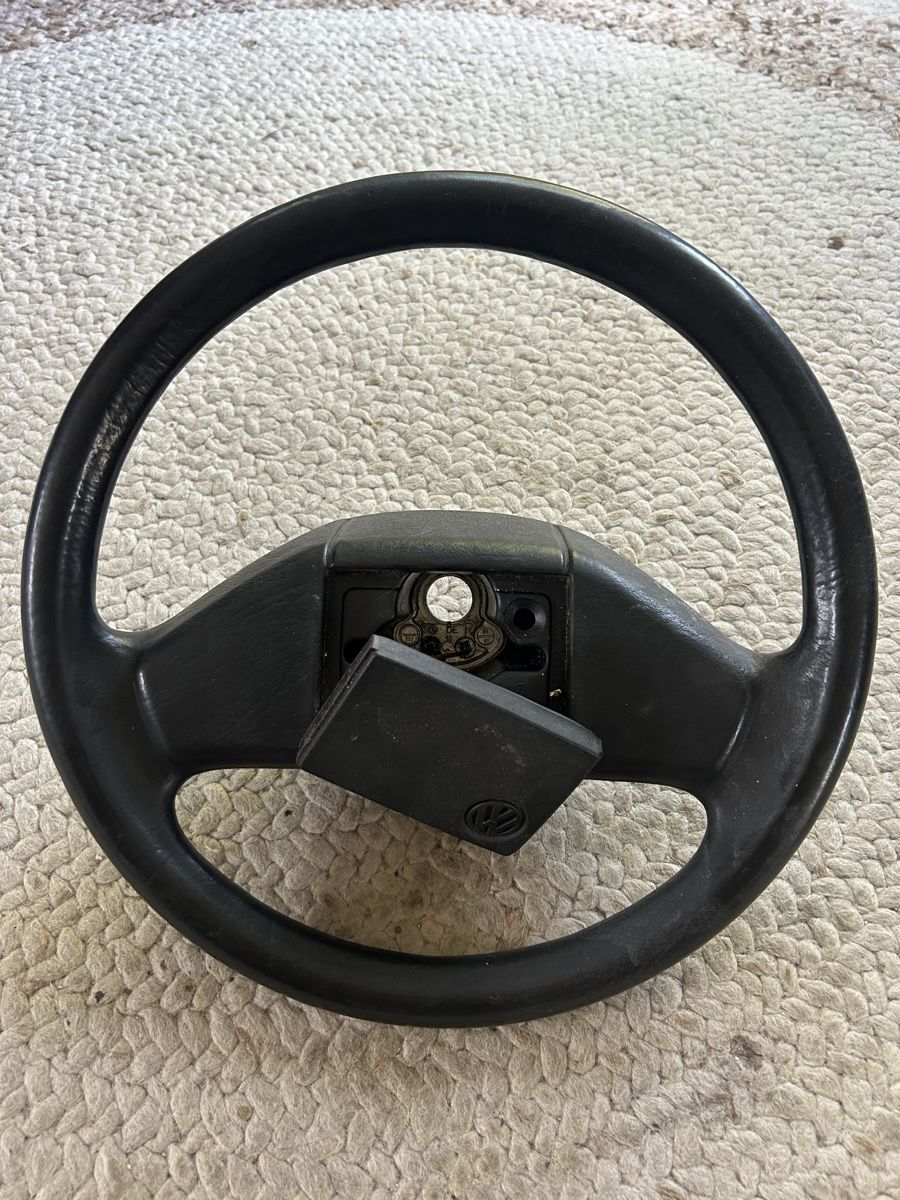 Volkswagen Alle Autoersatzteile: Golf2 Lenkrad – Gebraucht aus Gampelen von ste_r6hj 1