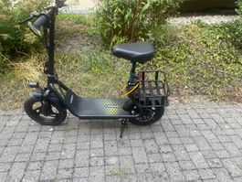 Elektro Trotti faltbar mit Sitz (abnehmbar)