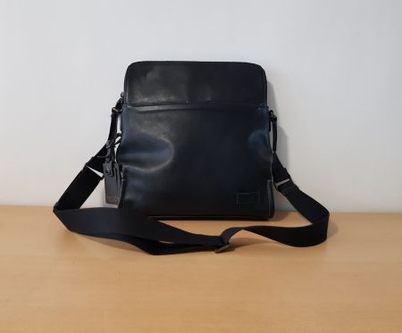 TUMI Harrison Stratton Crossbody *Neuwertig*