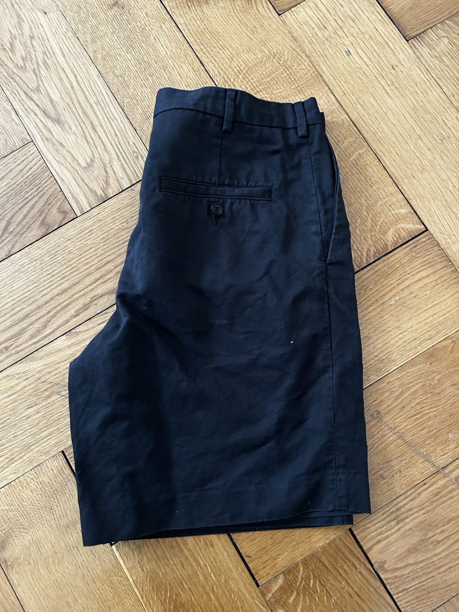 Arket Pantaloni: arket shorts – Usato da Zürich venduto da ema_li 2