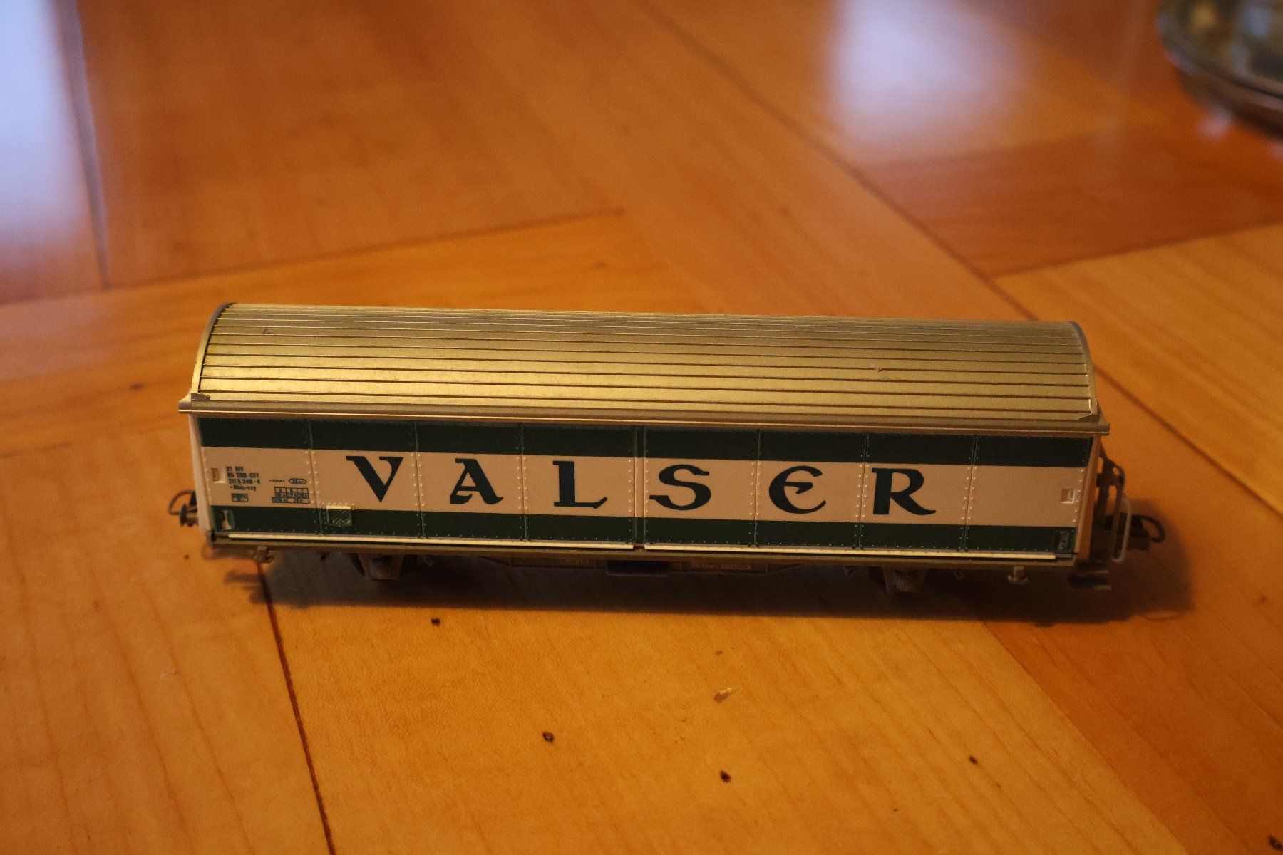 Roco Modellini di ferrovie: Roco Valser Güterwagen – Usato da La Tour-de-Peilz venduto da valoute