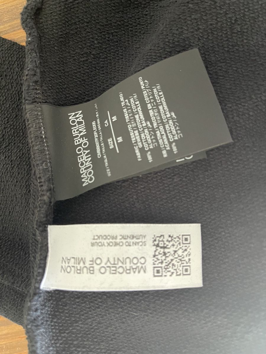 Marcelo burlon Maglioni & Felpe: Pull Sweat capuche Marcelo Burlon M homme noir comme neuf  – Nuovo (secondo la descrizione) da Kloten venduto da Vermicelles 5