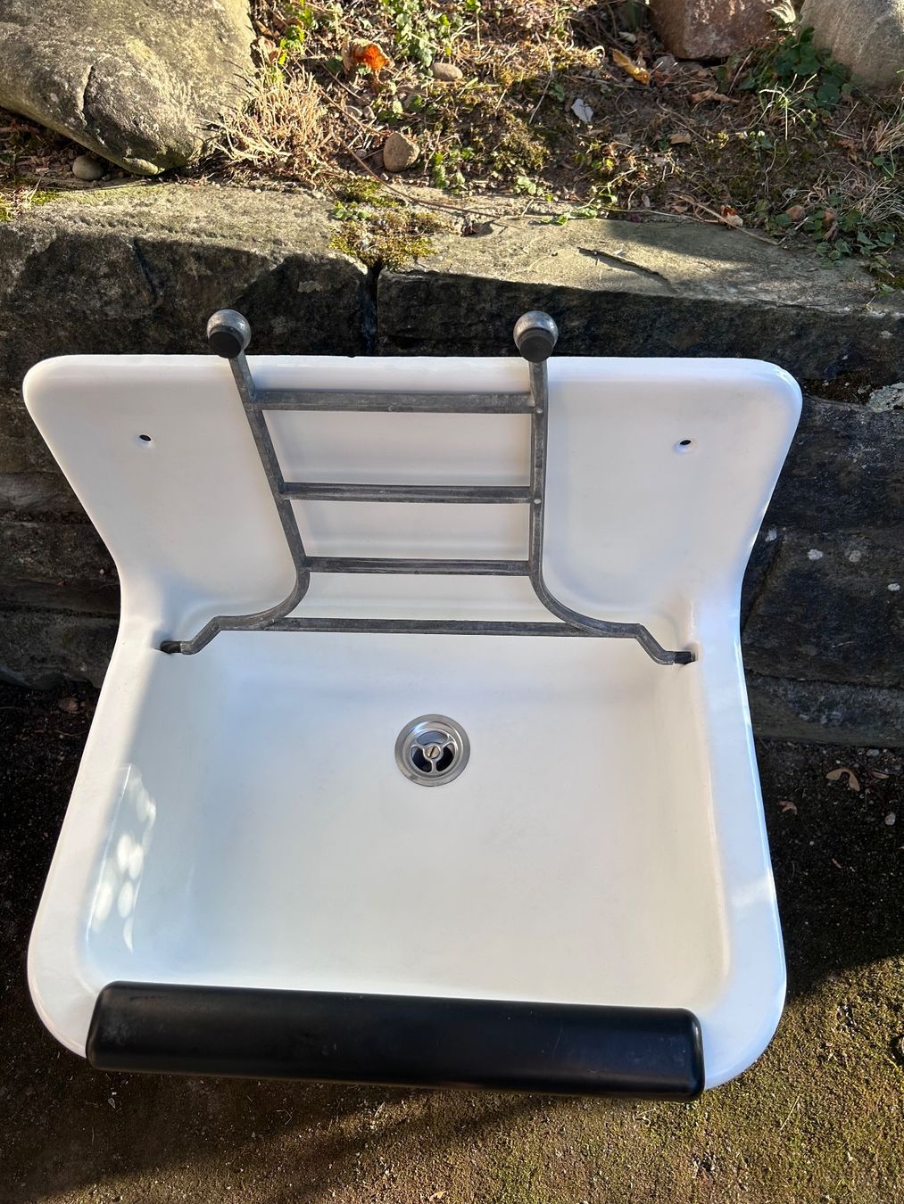 Lavabi & lavandini: Waschtrog / Lavabo Gusseisen emailliert – Usato da zürich venduto da pauloreal 1