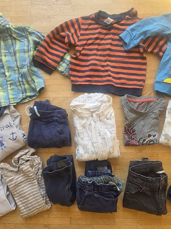 Lotti & Set di vestiti: Kleiderpaket Jungs 86 92  – Usato da Steckborn venduto da pua_2m8z 1