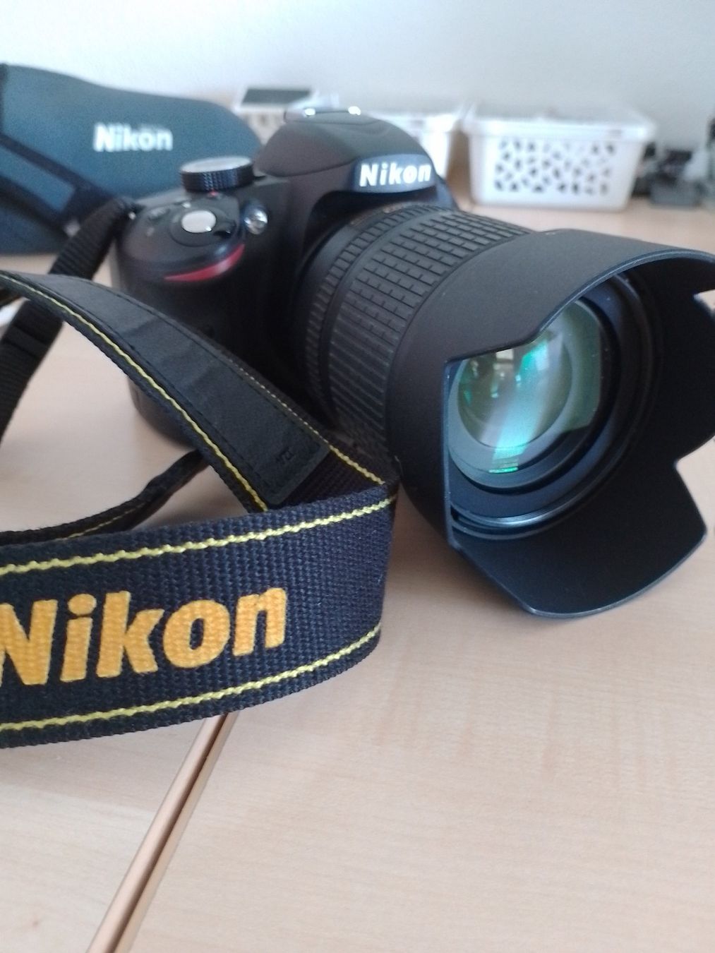 Nikon Fotocamera: Nikon D3200 – Usato da Bülach venduto da Berg9Boby