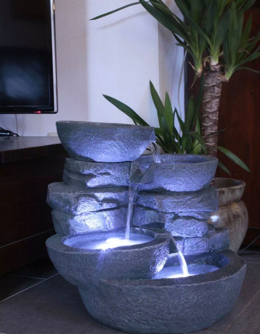 Stagni & Fontane ornamentali: +Zimmerbrunnen Groß Cascades mit LED Bel – Nuovo e nell'imballaggio originale da Amriswil venduto da JaJa-Express 2