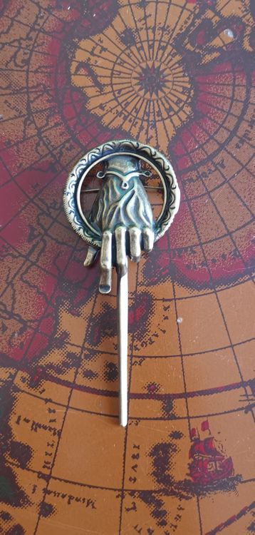 Broche Ned Stark Main Du Roi - Jeu Des Trônes - Lureme Antique Or