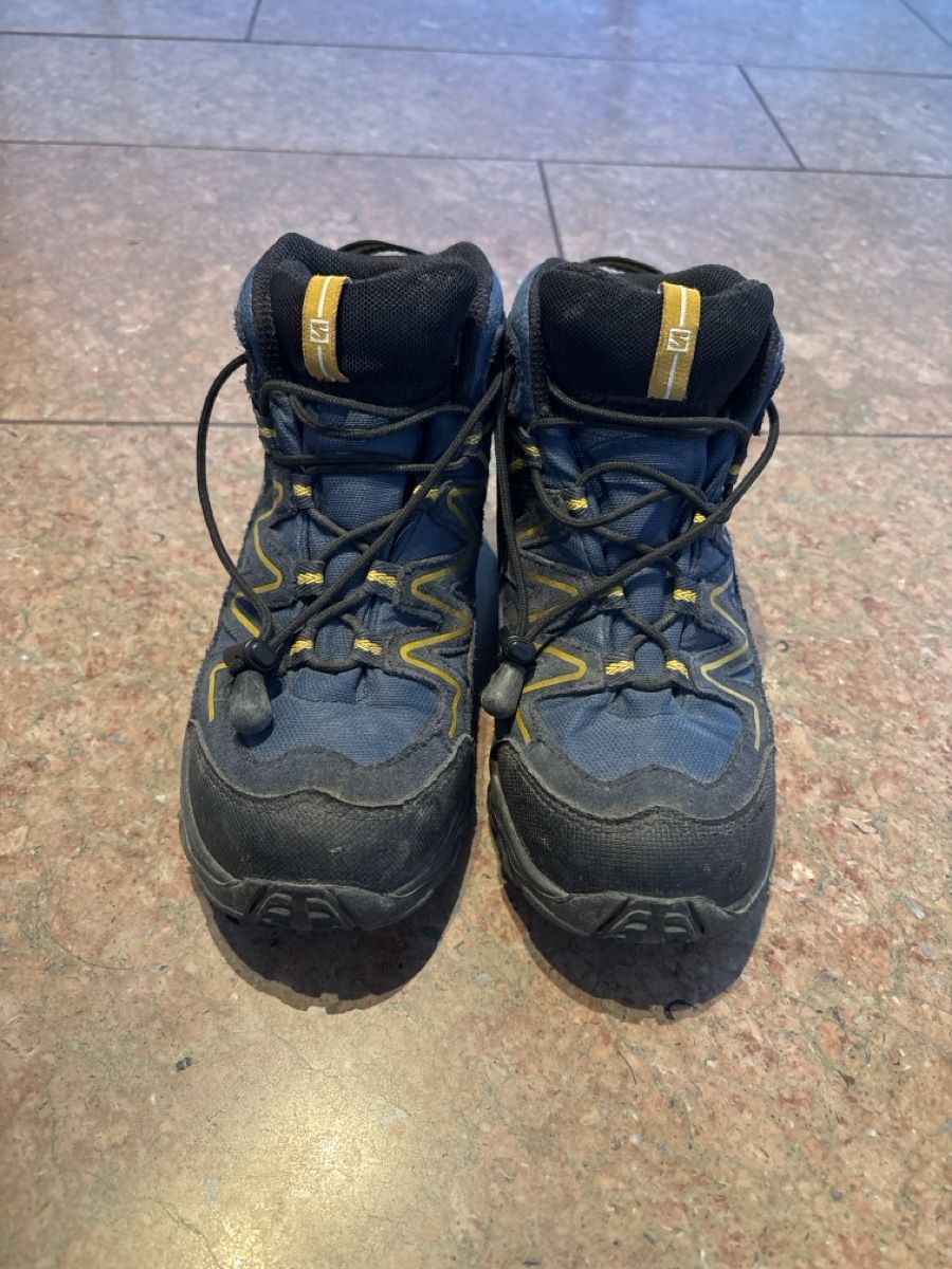 Salomon Scarpe per ragazzi: Salomon Wanderschuhe 34 – Usato da Zürich venduto da aniam