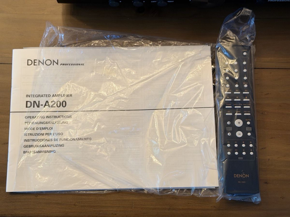 Denon Verstärker: Ampli intégré DENON Professional DN-A200 – Gebraucht aus Prez-vers-Siviriez von bussard31 4