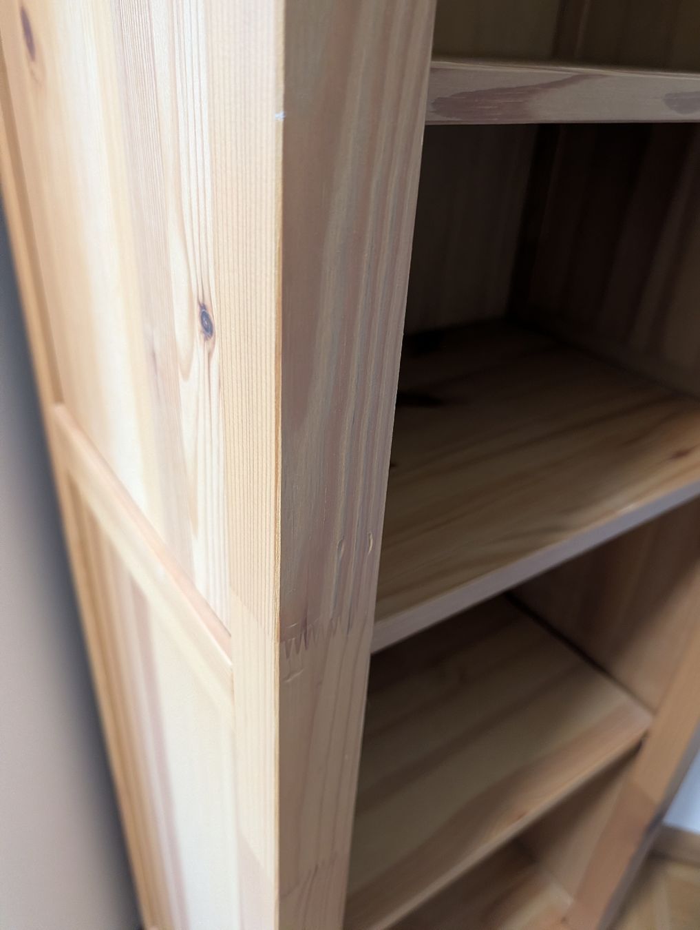 Scaffali: Ikea Hemnes Regal  – Usato da Basel venduto da lis_xs7z 3