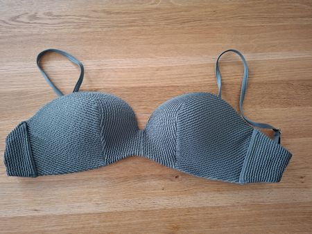 Maillot de bain H&M 85B couleur olive - push up