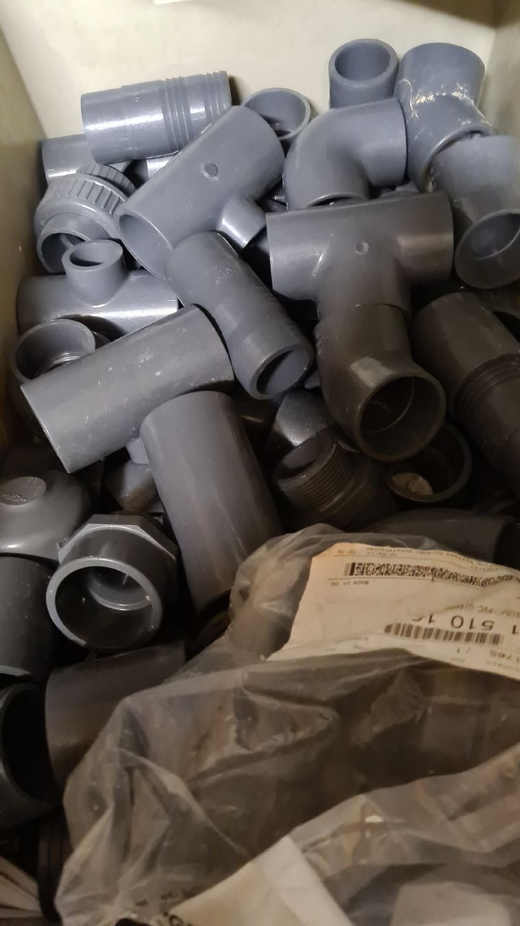 Filtri: PVC Fittinge, Rohre Aquaristik – Nuovo (secondo la descrizione) da Luzern venduto da Zanclus 1