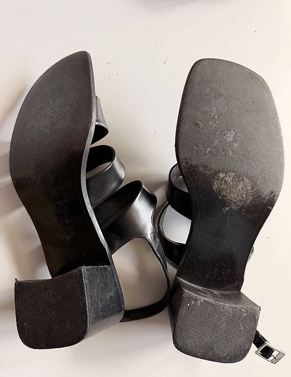 Scarpe da donna: Leder-Sandaletten von Marc OPolo – Usato da Zumikon venduto da Fahrgaestin 1