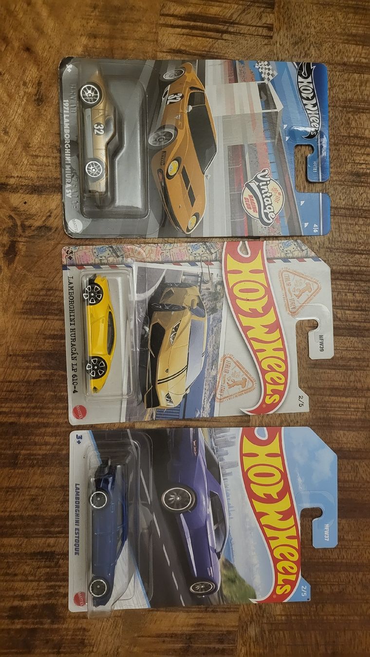Hot Wheels Modellautos: Hot Wheels Lamborghini 3er Set Neu OVP – Neu und originalverpackt aus Jona von mjo_f5t2