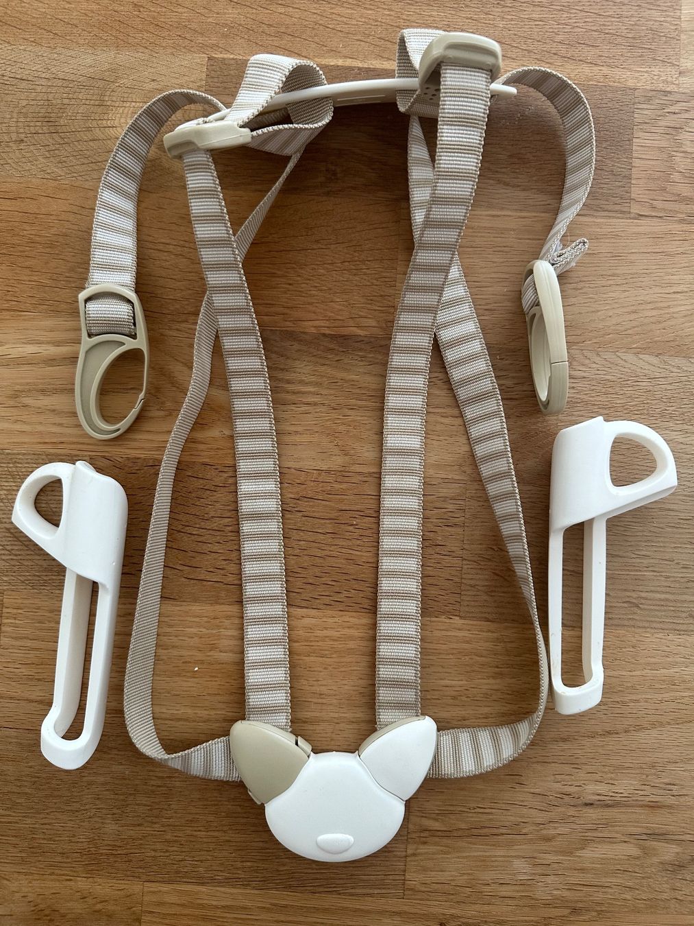 Stokke Chaises hautes: Stokke 4-point harness beige gebraucht – D'occasion à Eglisau par eye_w2qz