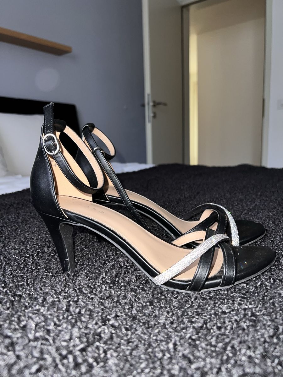 Scarpe da donna: Schuhe mit Absatz Grösse 38 – Usato da Horw venduto da ratta1996 1