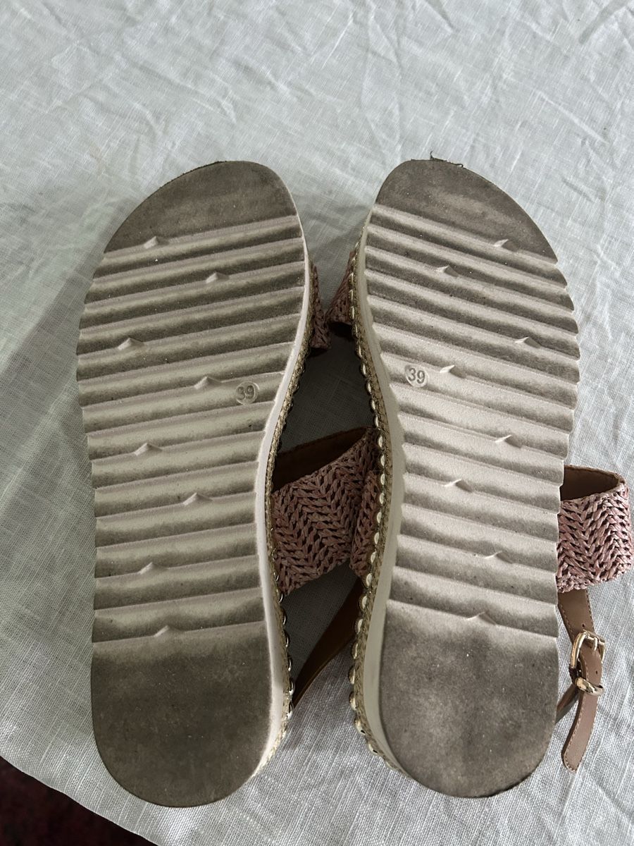 Chaussures femmes: Coole Sandaletten – D'occasion à Untersiggenthal par schnaepplideal 2