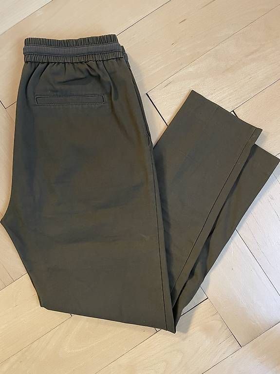 Pantaloni: Hose ZARA – Usato da Bern venduto da Milena2323 2