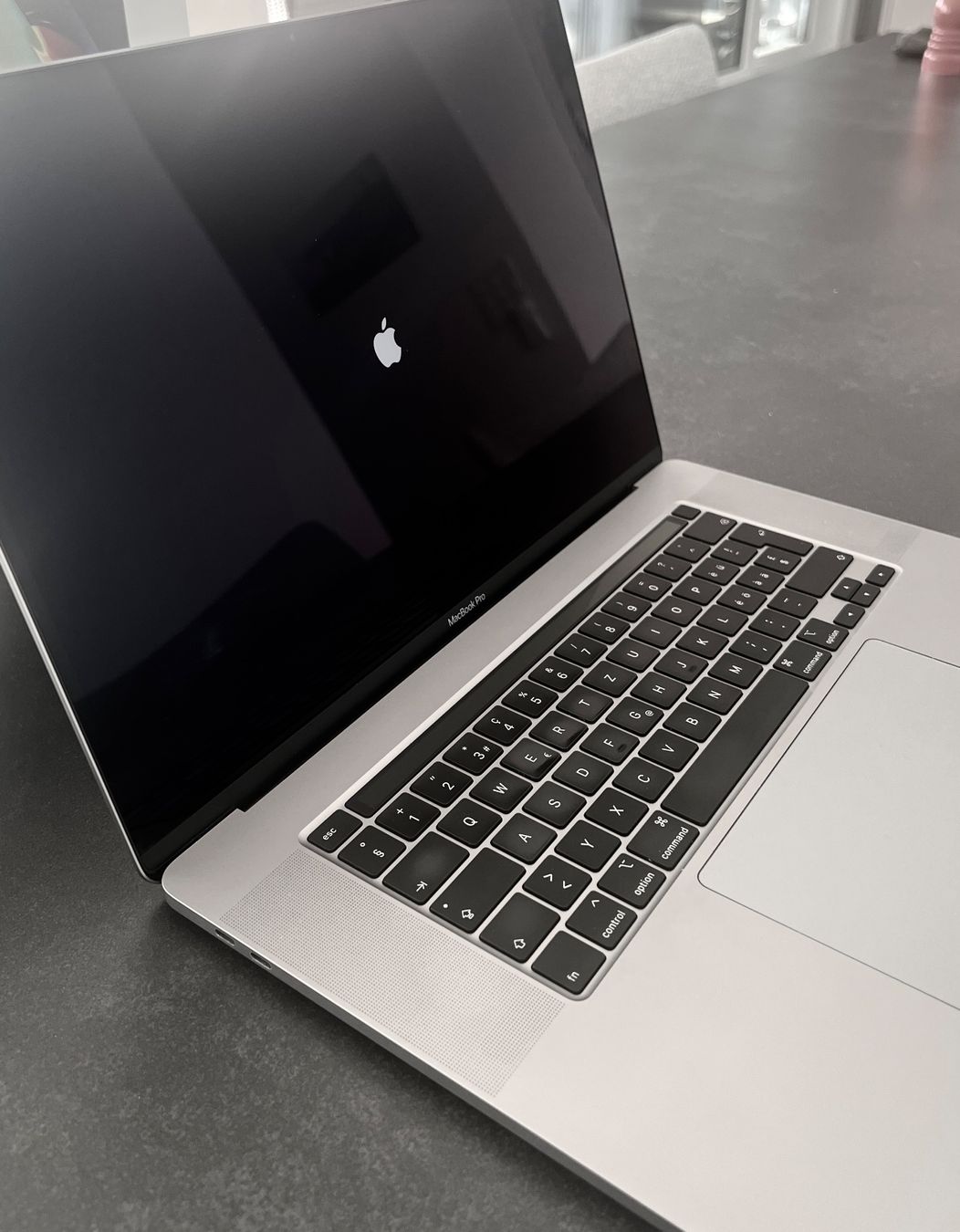 Apple Notebooks: MacBook Pro 16" 2019 | i9 | 32GB RAM | 1 TB | Top-Zustand – Gebraucht aus Grosshöchstetten von sunshine_007 3