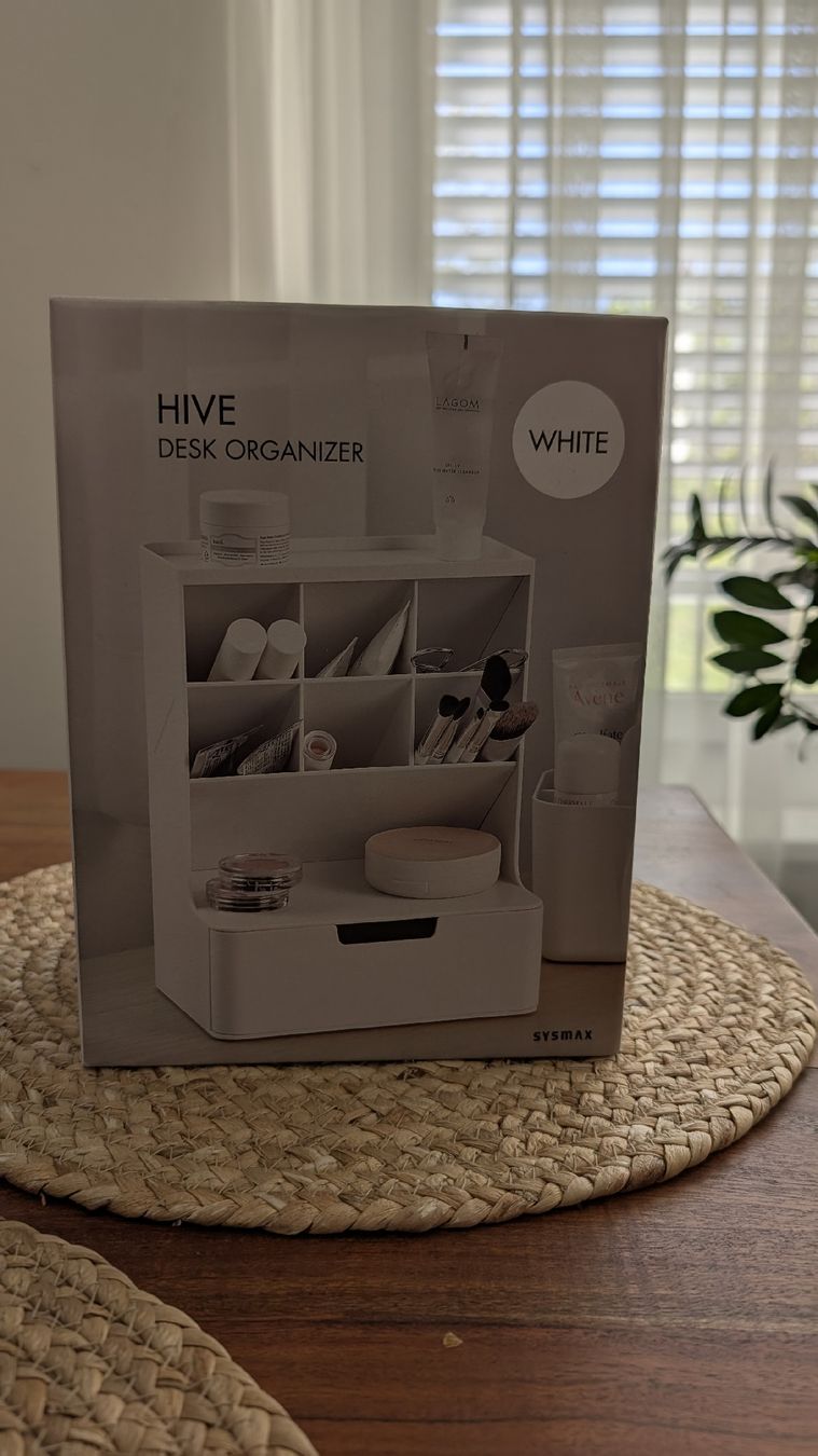 Scaffali: White Desk Organiser - Declutter for Winter Cleaning! – Nuovo e nell'imballaggio originale da Kloten venduto da Ronusa01 3