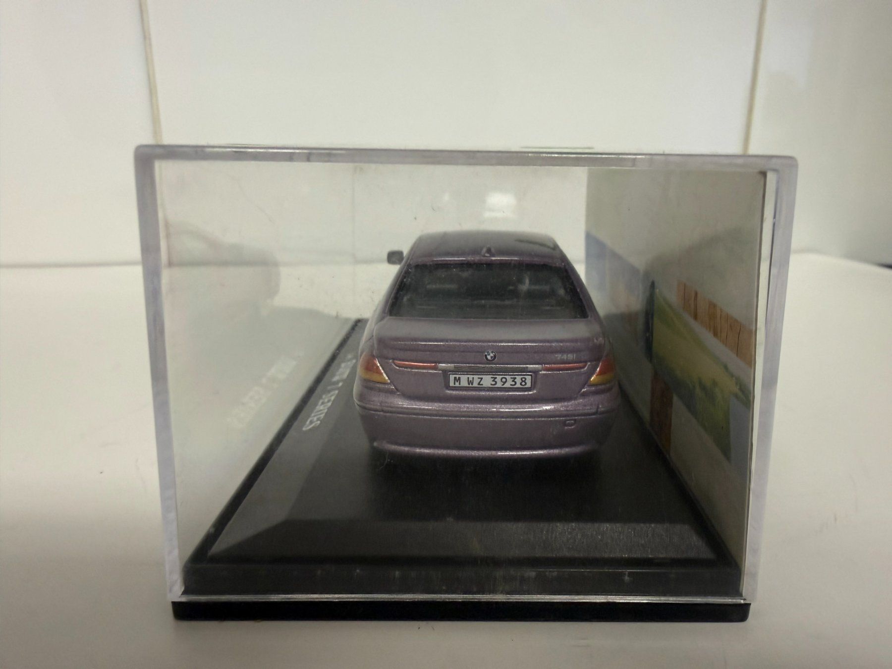 BMW Modellini d'auto: BMW 745i American Mint 1-43 / 4 – Nuovo e nell'imballaggio originale da Männedorf venduto da toroloco1953 2