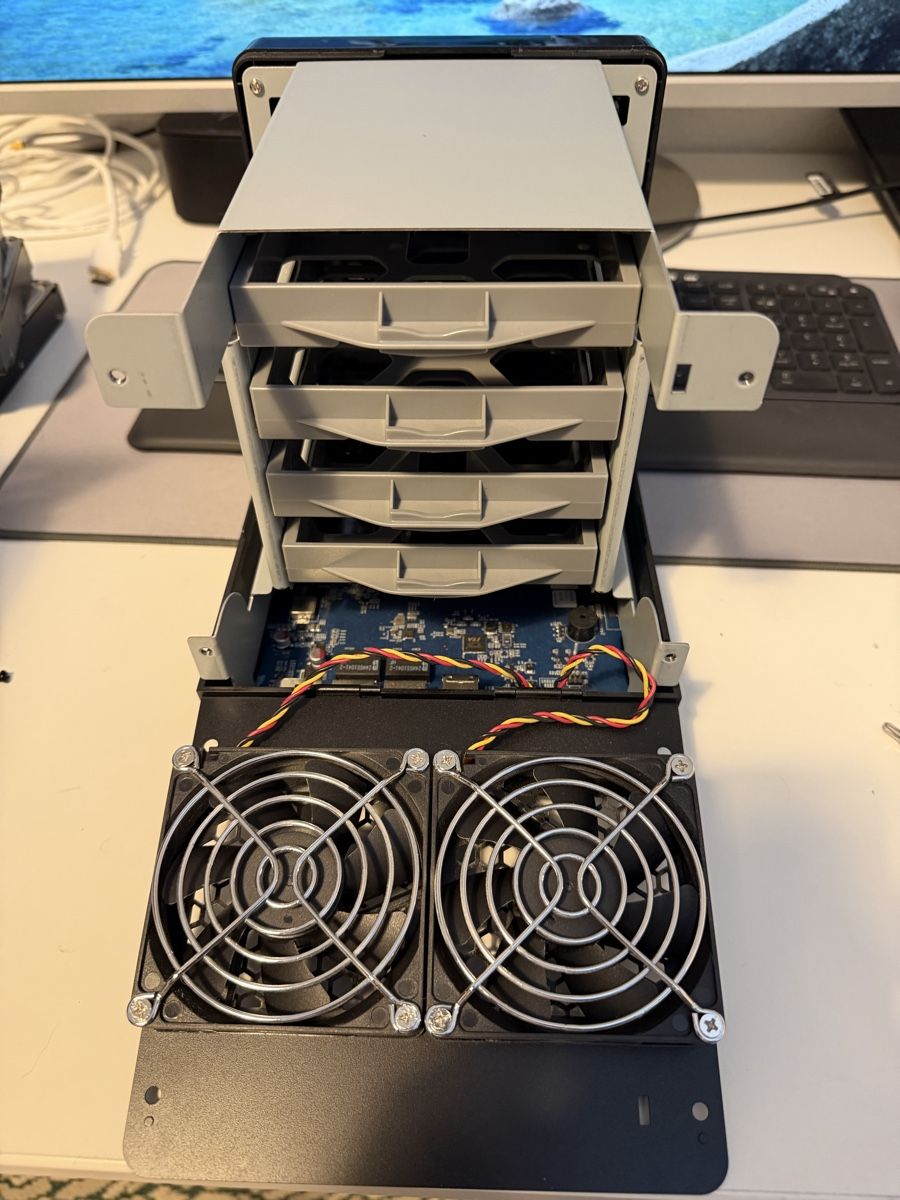 Synology Server: Synology DiskStation DS423 4 baies – Gebraucht aus Versoix von denis_ 3