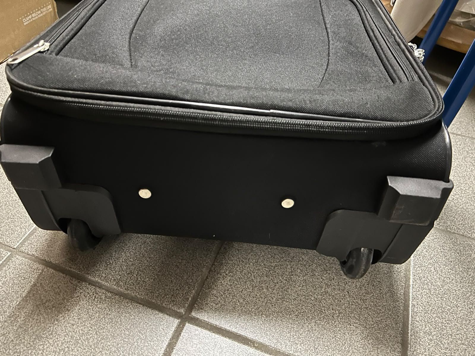 Autres aviation: Trolley da viaggio nero – D'occasion à Melano par H-Sara 3