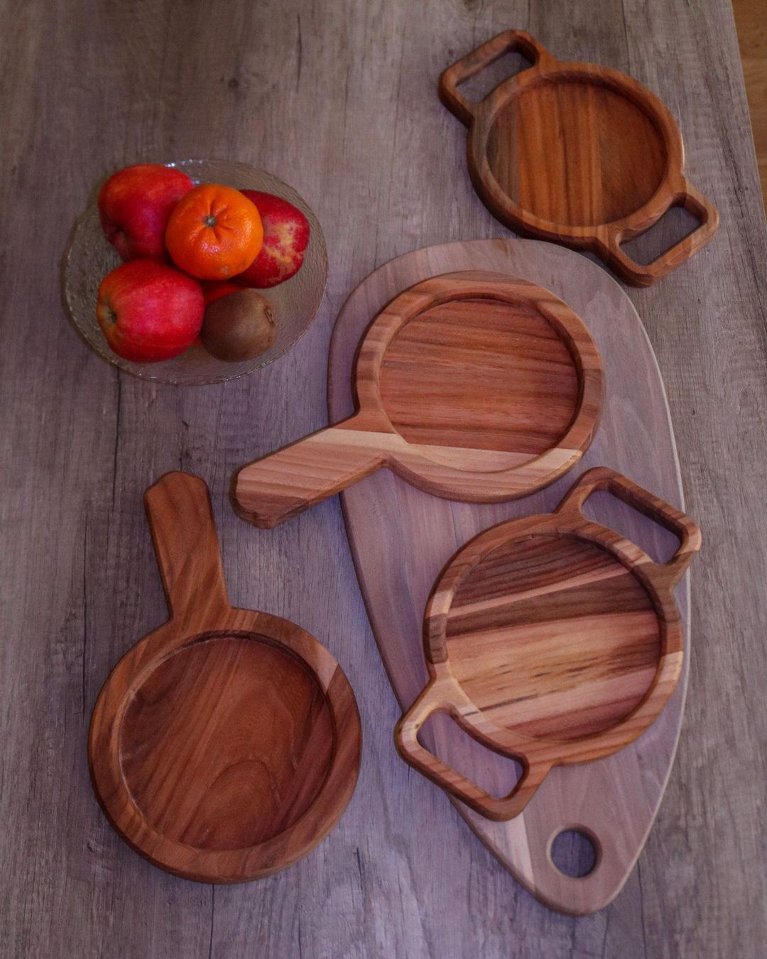 Piatti di portata: Holztablett Servierplatten aus Holz – Nuovo e nell'imballaggio originale da Zürich venduto da Miki_Schreiner 2