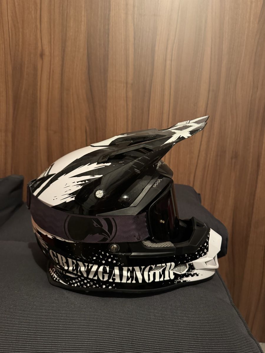 Helme & Visiere: Grenzgänger Motorradhelm VHB – Gebraucht aus Lenzburg von ramonnn 1