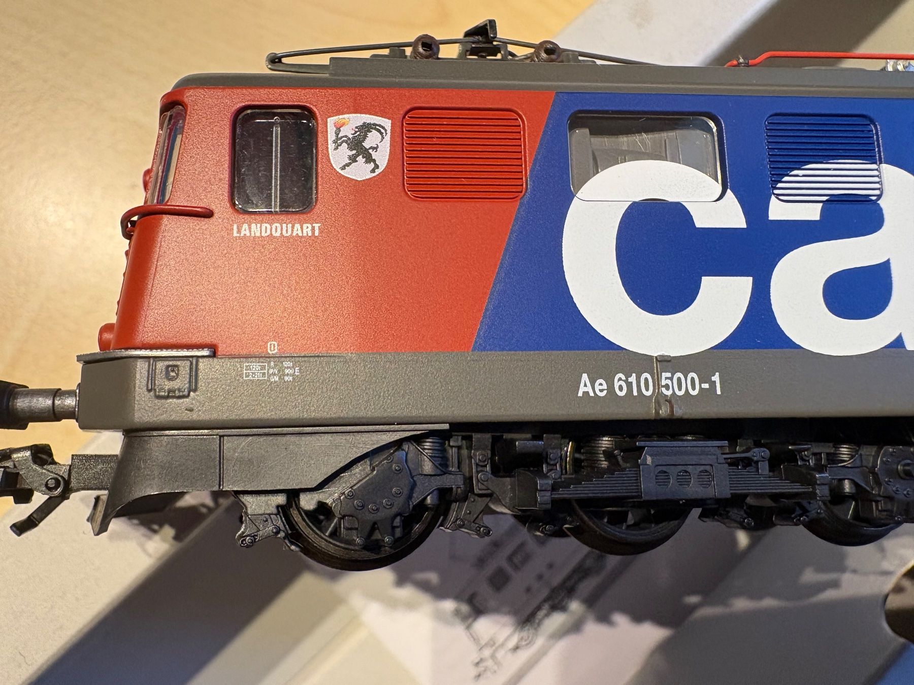 Märklin Modelleisenbahnen: Maerklin 37360  Ae 6/6 – Neu und originalverpackt aus Corcelles Payerne von Pierre66 2