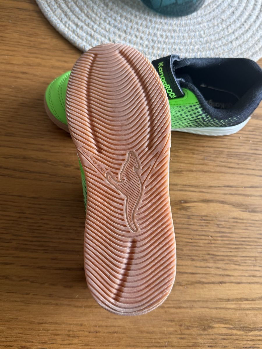 Scarpe per ragazzi: Hallenschuhe Kangaroos gr 34  – Usato da Belp venduto da Lu96 3