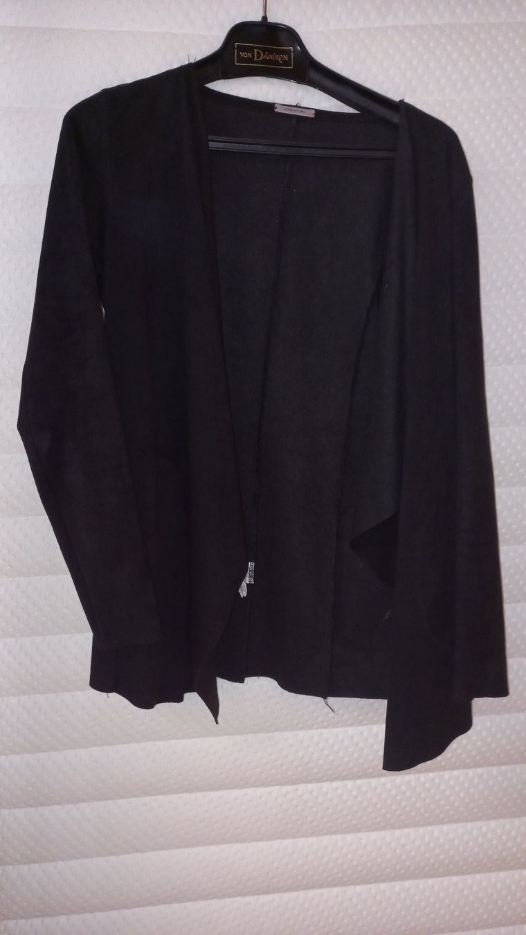 Intimissimi Giacche: Jacke schwarz – Usato da Trin Mulin venduto da jerb