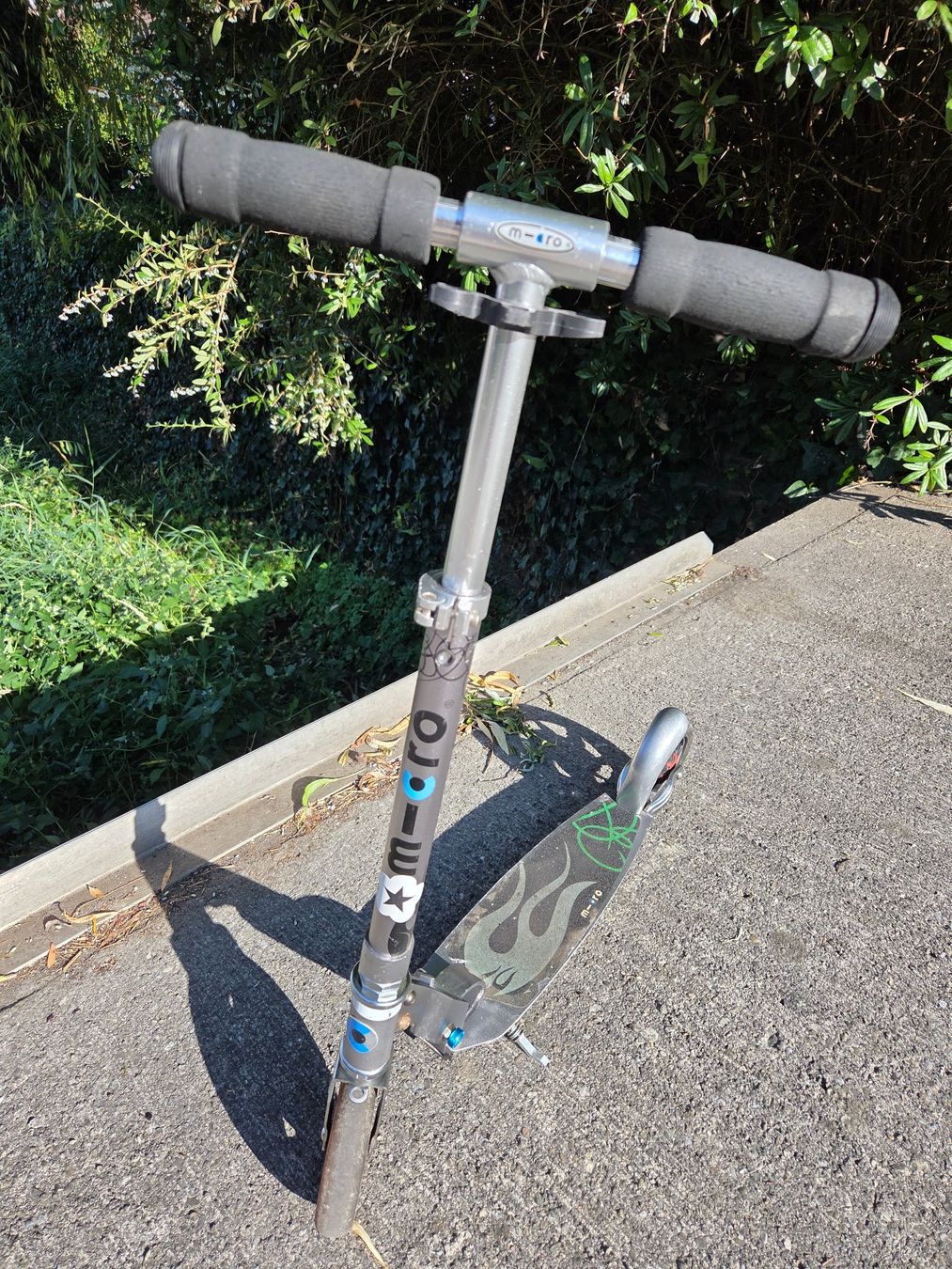 Micro Fahrzeuge für Kinder: Micro Scooter – Gebraucht aus Spreitenbach von Pseudobiene