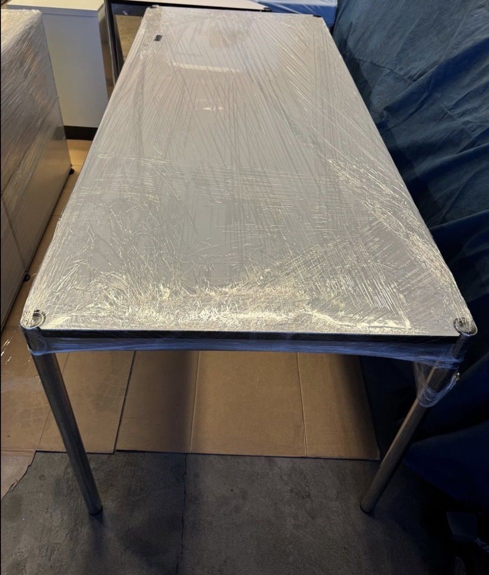 USM Scrivanie: USM Tisch 175x75x74 – Usato da Solothurn venduto da delialiliane
