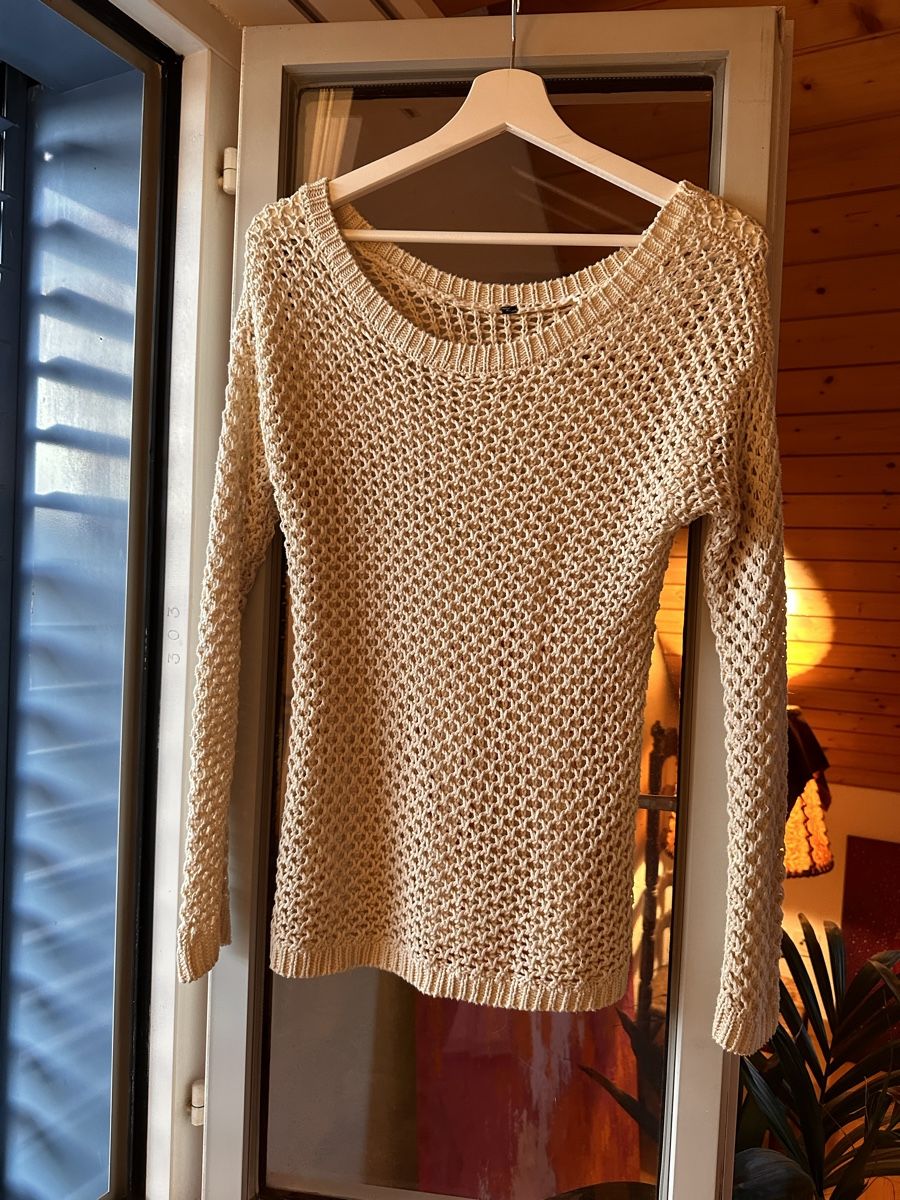 Pullover & Sweatshirts: Beige Knitted Sweater, Open Mesh, Boho Style, Size M – Neu (gemäss Beschreibung) aus Zürich von BettinaMarie2308