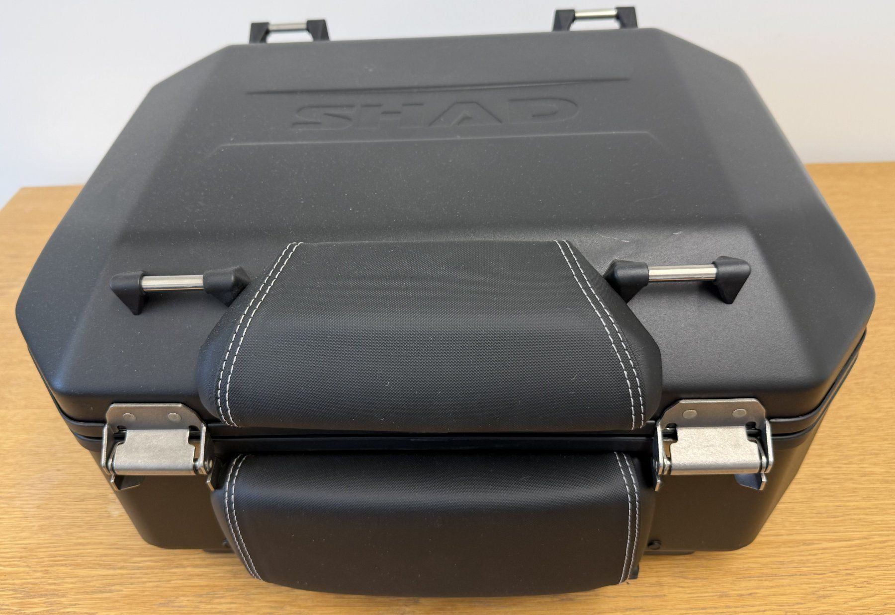 Topcase: Shad Top Case TR37 Terra, Black Edition – Usato da Dietikon venduto da dari1961 2