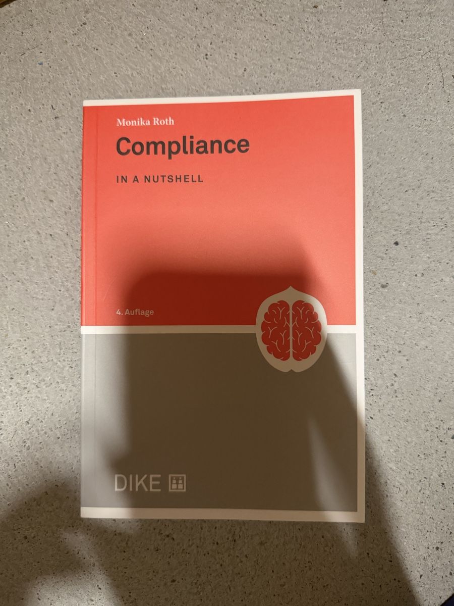 Libri: Compliance in a Nutshell – Usato da Holderbank AG venduto da mic_vm2j