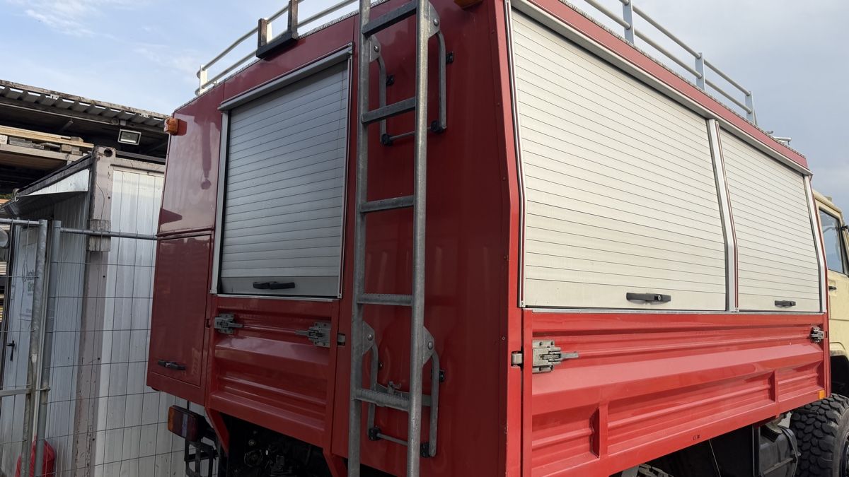 Nutzfahrzeuge: Rotes Kreuz Aufbau – Gebraucht aus Zollikerberg von Tscheitii 3