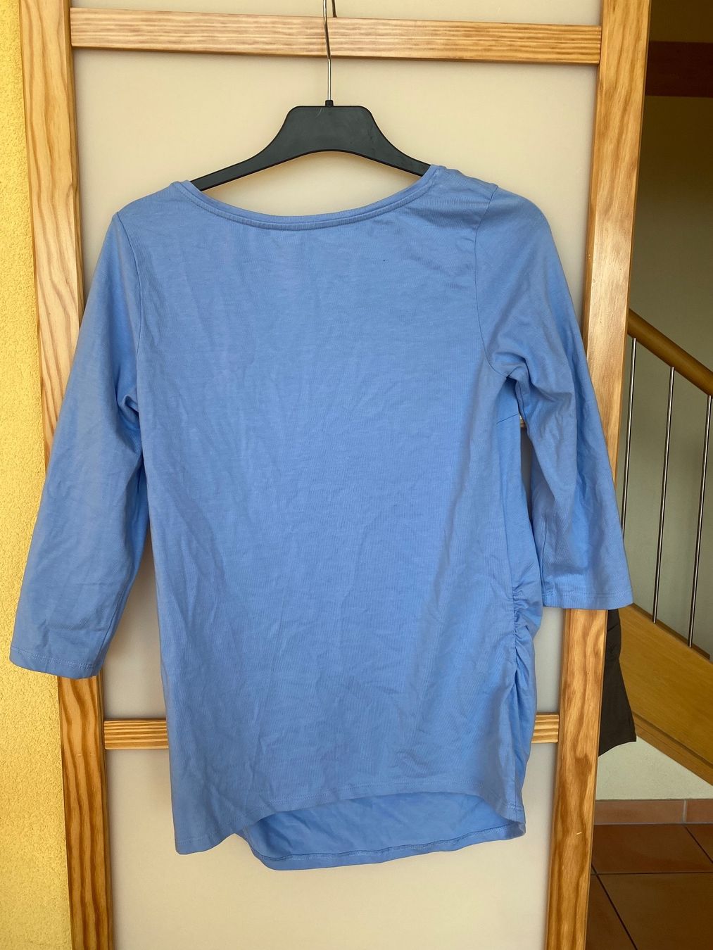 H&M Tops: Magnifique haut Mama H&M – Neu (gemäss Beschreibung) aus Belmont-sur-Lausanne von chu_vxf5 1