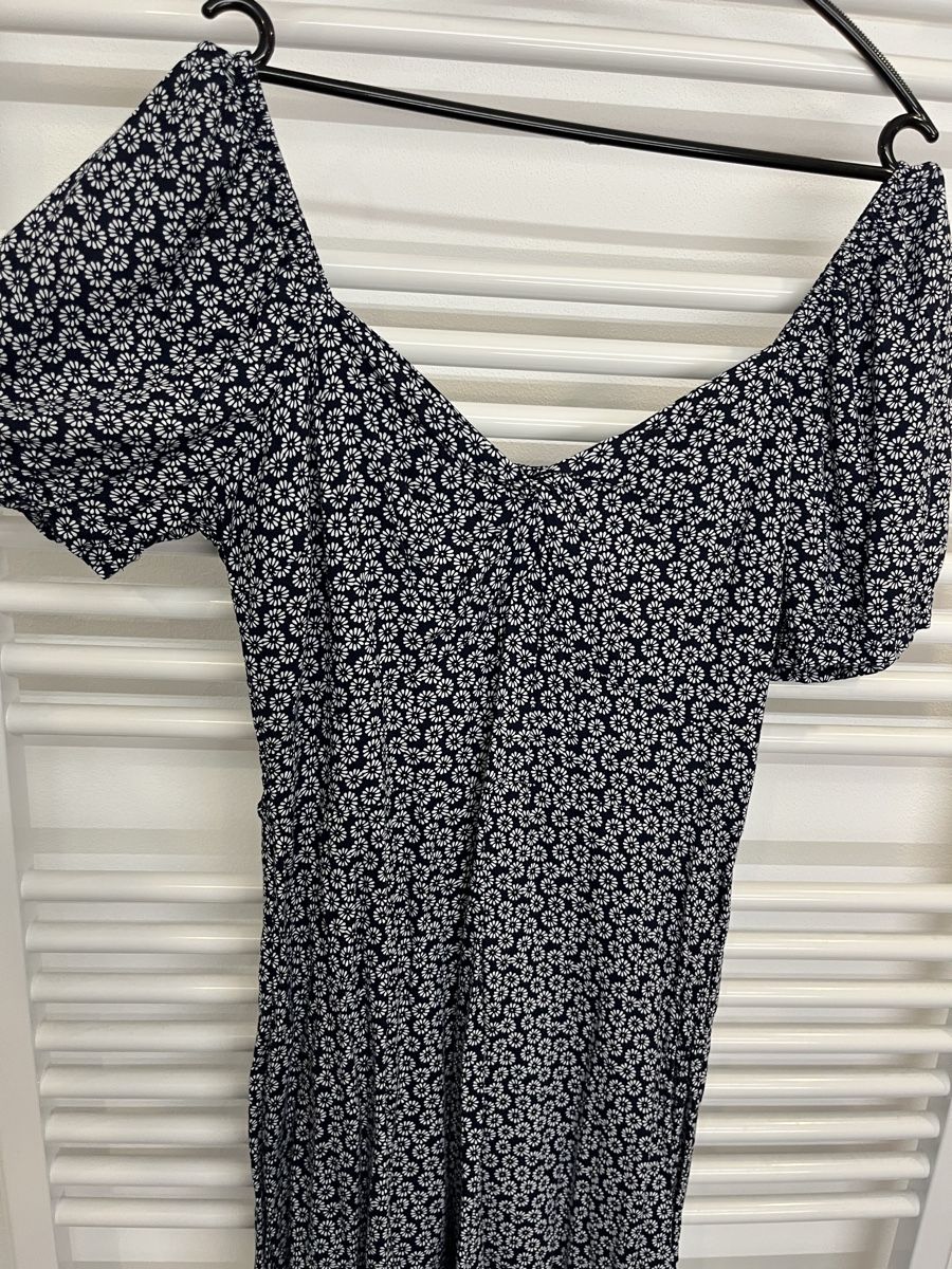Hollister Vestiti: Wunderschönes Kleid Hollister L – Usato da Rüdlingen venduto da Lichee 1