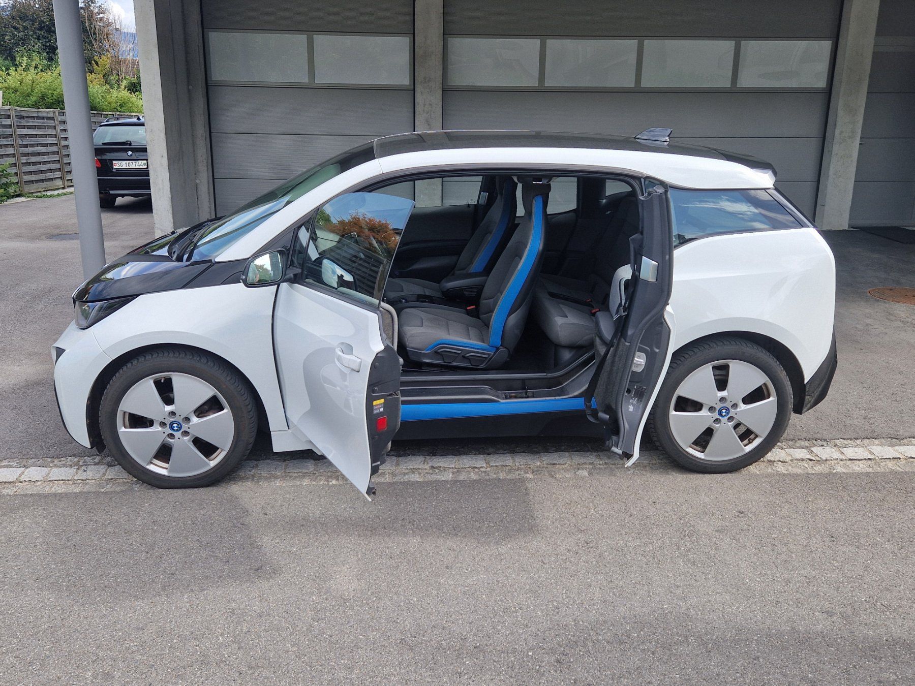 BMW Automobili: BMW i3, Bj. 11.2016, 83000km – Usato da Balgach venduto da Ziellinie 6